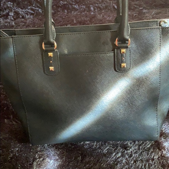 Authentic Michael Kors - Picture 3 of 3